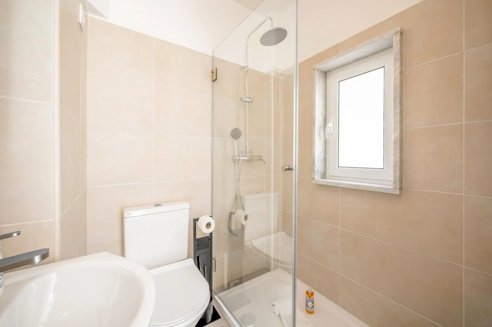 Guestready - Captain'S Residence 1E Near Alfama 리스본 0*,